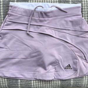 Adidas tennis pickleball skirt w/ mesh detail ~ XS ~ Lavender